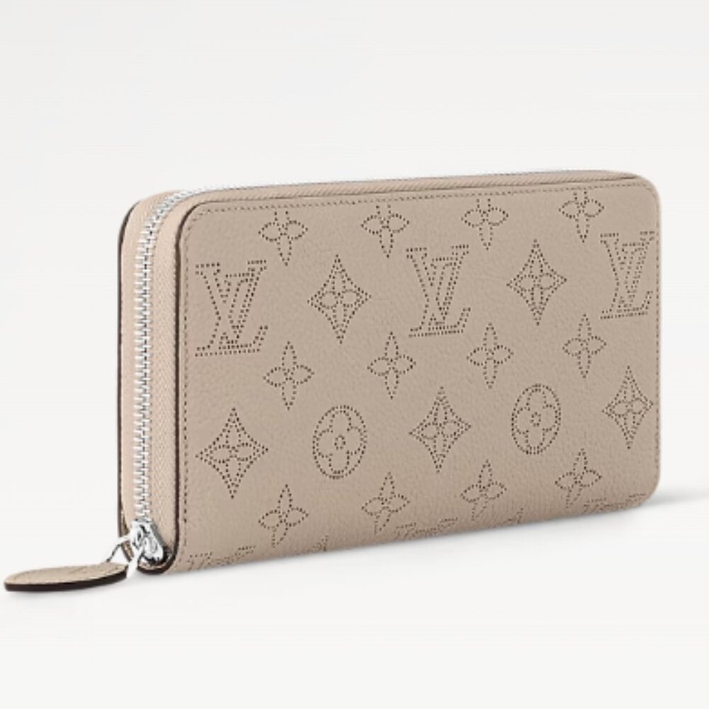 Louis Vuitton Zippy Wallet - Galet - BRAND NEW WITH TAGS